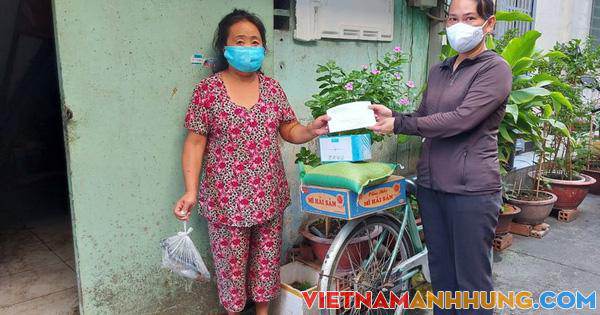 Các địa phương ở TP HCM đang khẩn trương chi gói hỗ trợ đợt 3