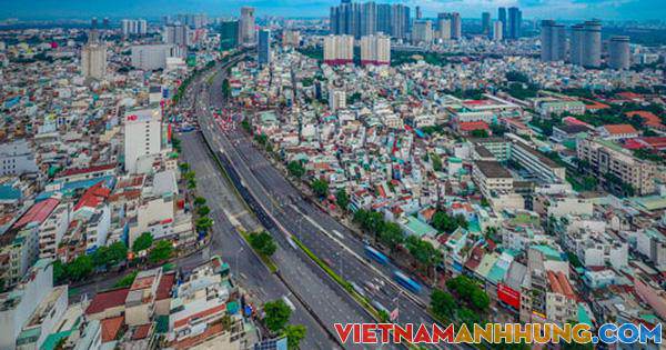 Xây dựng TP HCM thành trung tâm giao thương quốc tế