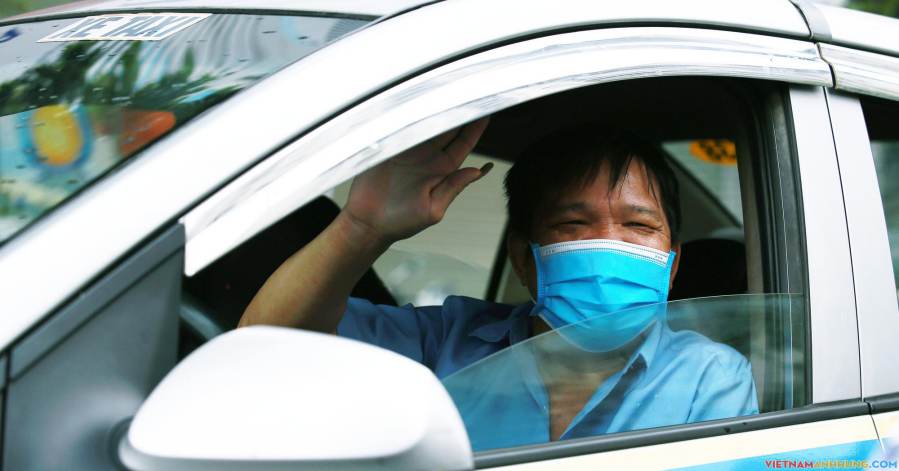 Nhiều xe taxi trục trặc sau thời gian dài đắp chiếu