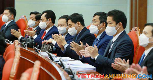 Xây dựng Đảng: Cán bộ là then chốt