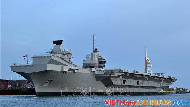 Anh và Ấn Độ tập trận quy mô lớn