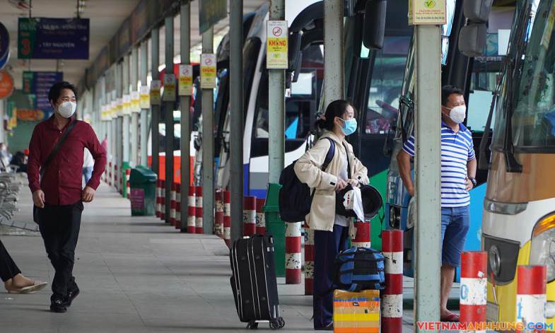 Bến xe vắng khách – VnExpress