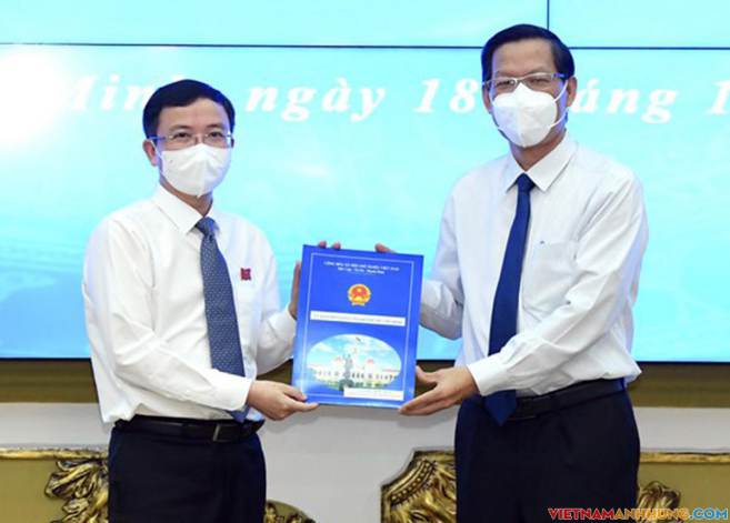 Bí thư quận 10 làm Chánh văn phòng UBND TP HCM