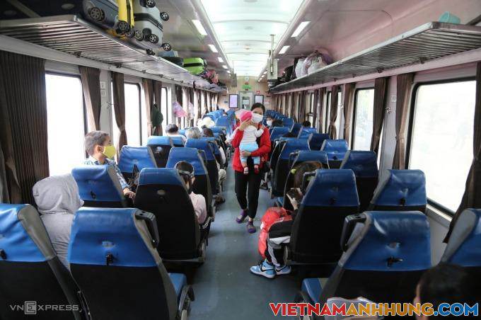 Bỏ quy định khách đi tàu phải viết cam kết phòng dịch