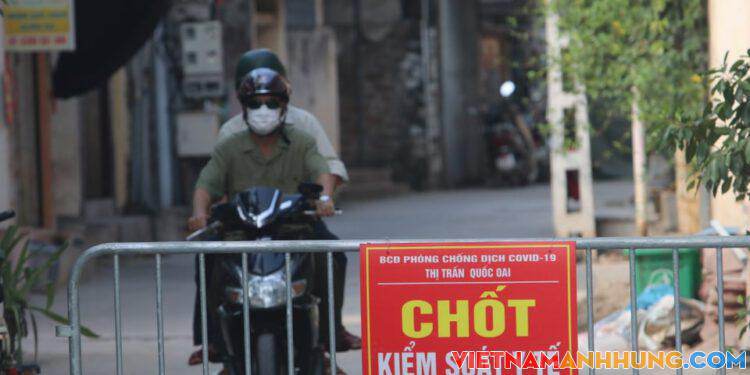 Cách ly trụ sở tòa án huyện Quốc Oai