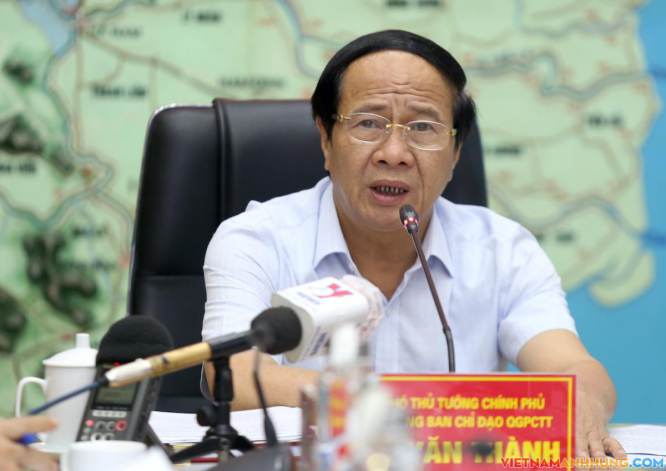 Đảm bảo an toàn cho người dân về quê trong mưa bão