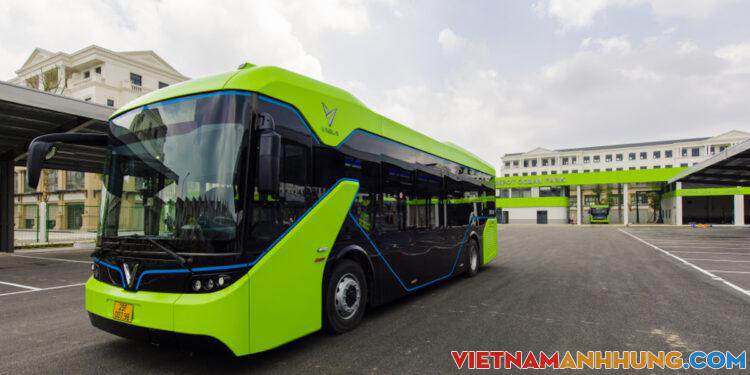 Hà Nội sắp sử dụng xe buýt điện từ tháng 11