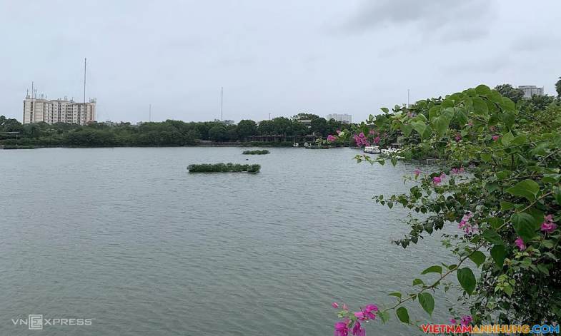 Không khí lạnh tăng cường, miền Trung mưa lớn