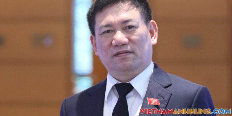 Nghiên cứu cơ chế khuyến khích người giàu tham gia bảo hiểm y tế