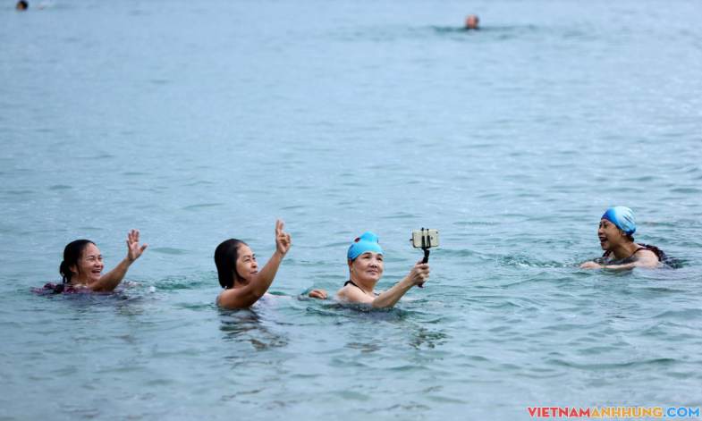 Người Nha Trang, Vũng Tàu tắm biển trở lại