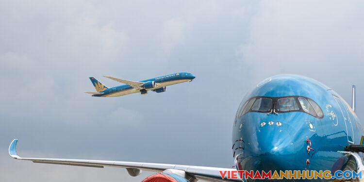 Nhiều chuyến bay hủy do ít khách