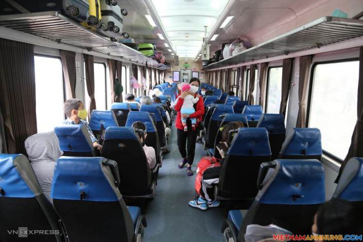 Nhiều tỉnh, thành chưa muốn mở lại tàu khách