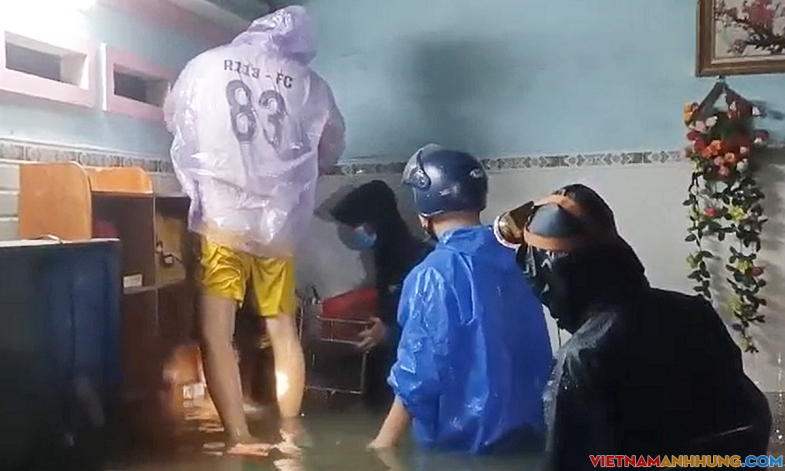 Quảng Ngãi sơ tán hàng nghìn dân trong đêm