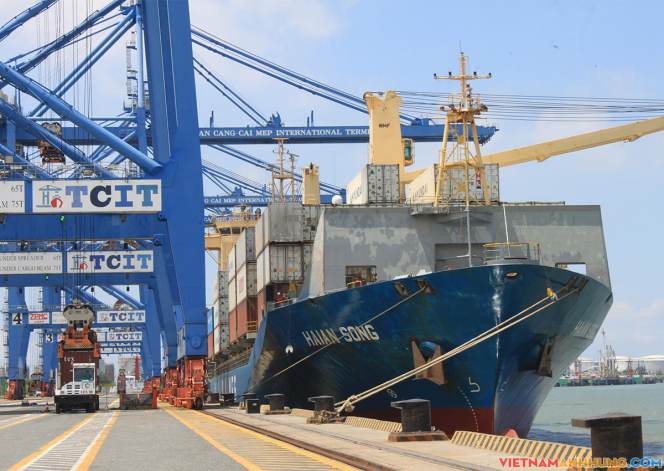 Quy hoạch 6 cụm cảng biển lớn kết nối với cao tốc