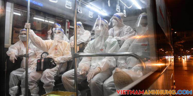 Xuyên đêm di chuyển bệnh nhân