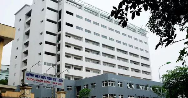 KHẨN: Tìm toàn bộ người đã đến Bệnh viện Việt Đức trong nhiều ngày