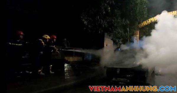 Công an vào cuộc điều tra vụ xe ôtô Volkswagen Tiguan bốc cháy