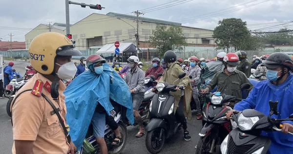 Vì sao người dân “di – biến – động”?