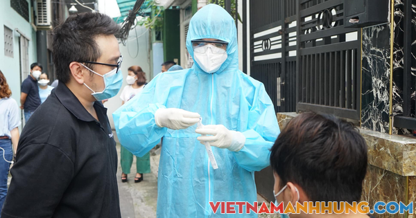 Ngày 29-10, thêm 2.169 người khỏi bệnh, số ca mắc Covid-19 ở TP HCM tiếp tục giảm