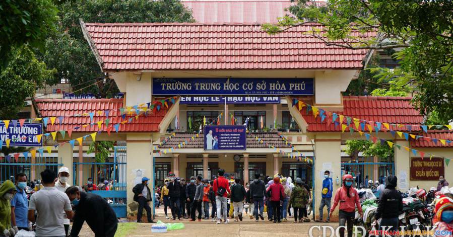 14 trường hợp dương tính SARS-CoV-2 trong đoàn người về quê