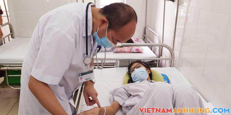 Sợ Covid-19 không đi khám, nhiều bệnh nhân biến chứng nặng vì sốt xuất huyết