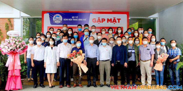 Thêm 40 y, bác sĩ giỏi của Bệnh viện Trung ương Huế vào TP.HCM cứu chữa bệnh nhân Covid-19