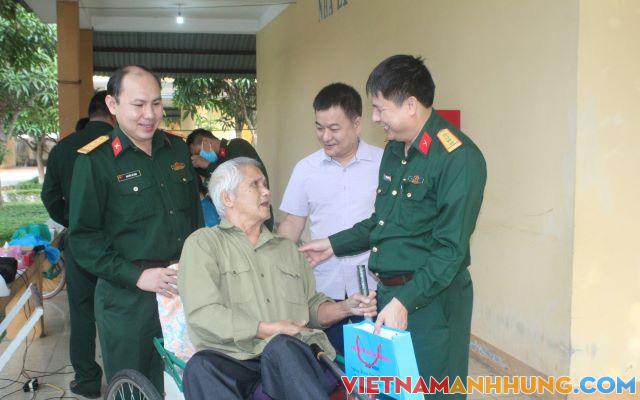 Chăm lo tốt đời sống người có công ở xứ Nghệ