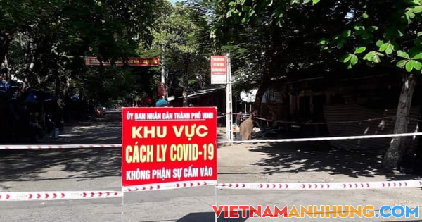 Để con trai đang cách ly tập trung về nhà, Bí thư xã bị tạm đình chỉ công tác