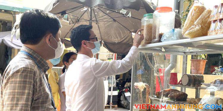 Giám sát chặt an toàn thực phẩm thức ăn mang về trong mùa dịch Covid-19