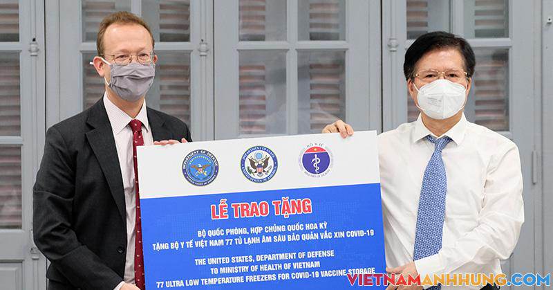 Hoa Kỳ viện trợ cho Việt Nam 77 tủ lạnh âm sâu bảo quản vaccine Covid-19