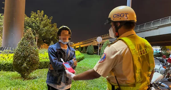 “Ba – bốn ngày không nhậu, sao “dính” nồng độ cồn?”