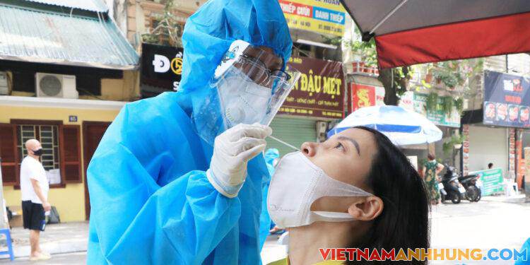 14 cán bộ y tế tỉnh Phú Thọ nhiễm Covid-19 sau khi chống dịch ở TP.HCM trở về