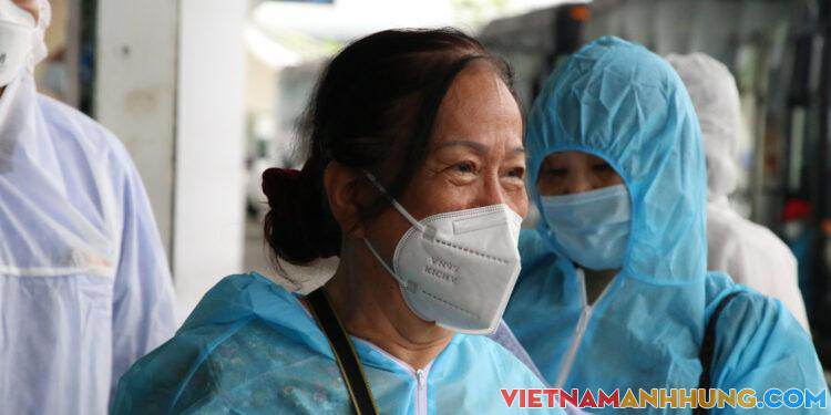 Toàn Đà Nẵng là vùng xanh, bao phủ tiêm vaccine Covid-19 người trên 65 tuổi