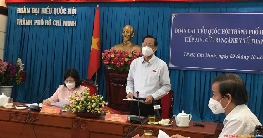 Cử tri ngành y tế TP.HCM khẩn thiết kiến nghị tiêm vaccine Covid-19 cho trẻ em