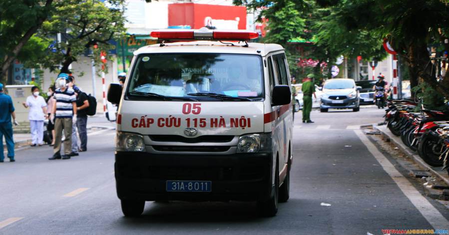 Từ chùm ca nhiễm ở Bệnh viện Việt Đức, cần làm gì để bảo vệ “thành trì cuối cùng”?