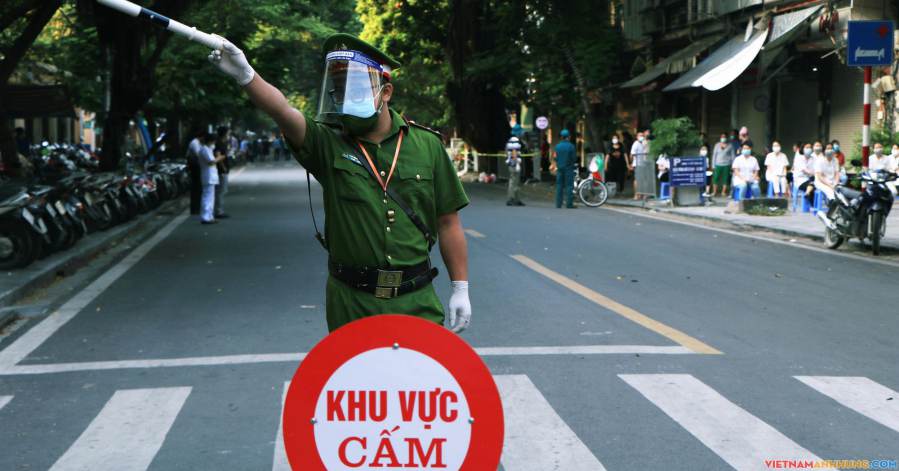 Hà Nội cách ly y tế thêm 4 tuyến phố gần Bệnh viện Việt Đức