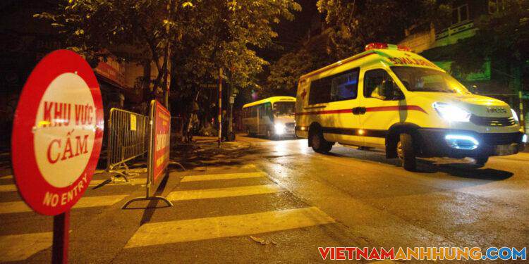 Thêm 17 ca dương tính là nhân viên, người bệnh, người nhà ở Bệnh viện Việt Đức