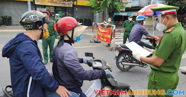 Đề xuất người lao động được đi xe máy di chuyển giữa TP HCM và 4 tỉnh lân cận