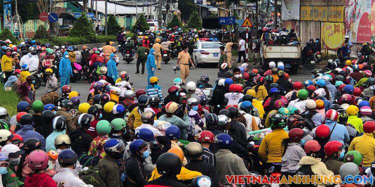 Hơn 350.000 lao động về quê, Chủ tịch các tỉnh, thành ở miền Tây lo tìm cách giải quyết việc làm