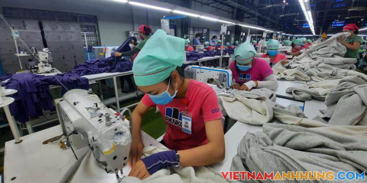 Hơn 37.000 lao động đã được nhận hỗ trợ từ Quỹ bảo hiểm thất nghiệp