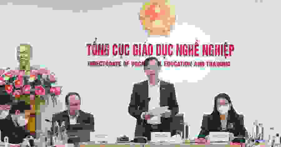 Giải pháp đào tạo nhân lực, khôi phục thị trường lao động