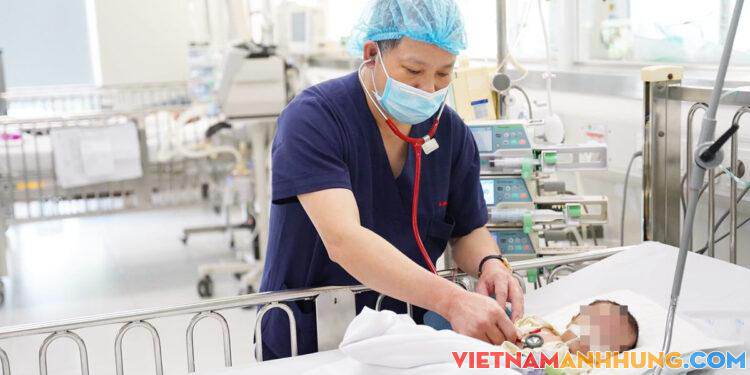 Sợ Covid-19, nhiều trẻ nguy kịch do trì hoãn đi khám bệnh mãn tính