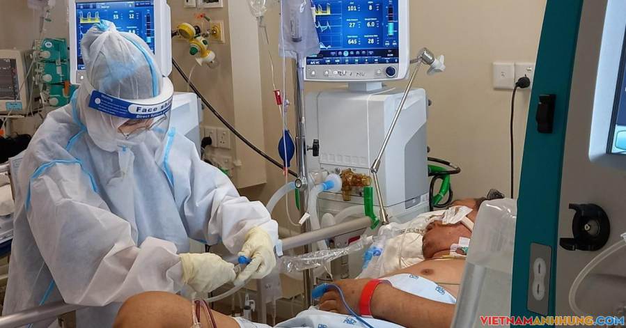 Chủng Delta khiến tỷ lệ nhập viện và tử vong tăng, Bộ Y tế điều chỉnh phác đồ điều trị