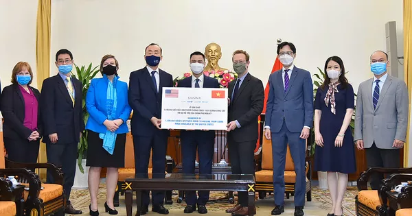 Tiếp nhận 1,5 triệu liều vắc-xin Mỹ viện trợ