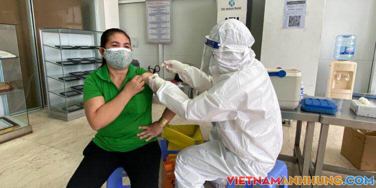 Đồng Nai được “tiếp tế” gấp 750.000 kim tiêm sau vụ phải đi mượn