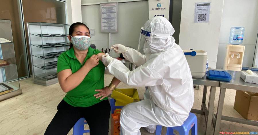 Đồng Nai được “tiếp tế” gấp 750.000 kim tiêm sau vụ phải đi mượn