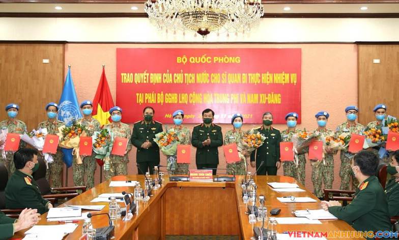 12 sĩ quan tham gia Gìn giữ hòa bình Liên Hợp Quốc