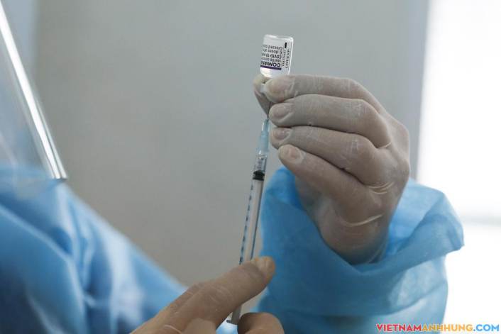 18 trẻ nhỏ bị tiêm nhầm vaccine Covid-19