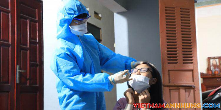 Thêm 10 ca mắc Covid-19, nâng cấp độ dịch của 1 xã