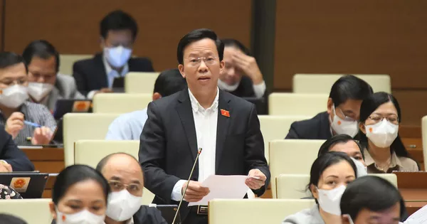 Thận trọng khi tăng bội chi, nới trần nợ công